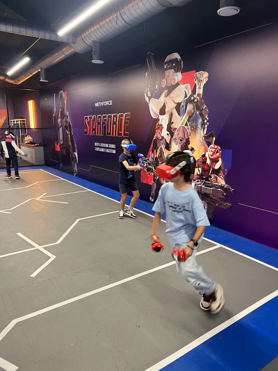 Hologate Franchise vs Metaforce VR Arena: Business Model, Space and Costs